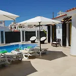 Oura Beach 홀리데이파크