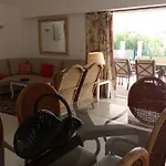 Oura Beach 홀리데이파크 알부페이라