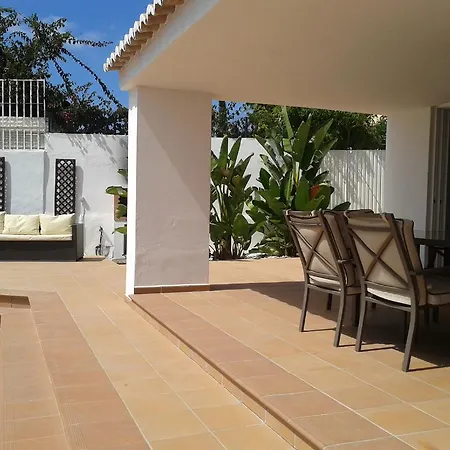 Oura Beach Πάρκο διακοπών *