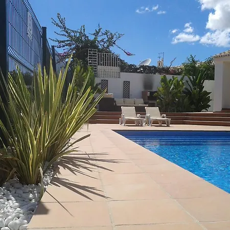 Oura Beach Parco vacanze *