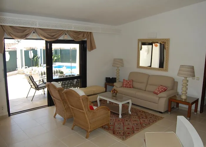 Oura Beach Πάρκο διακοπών