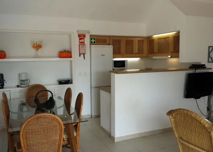 Πάρκο διακοπών Oura Beach *