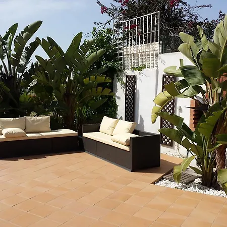 假日公园 Oura Beach *